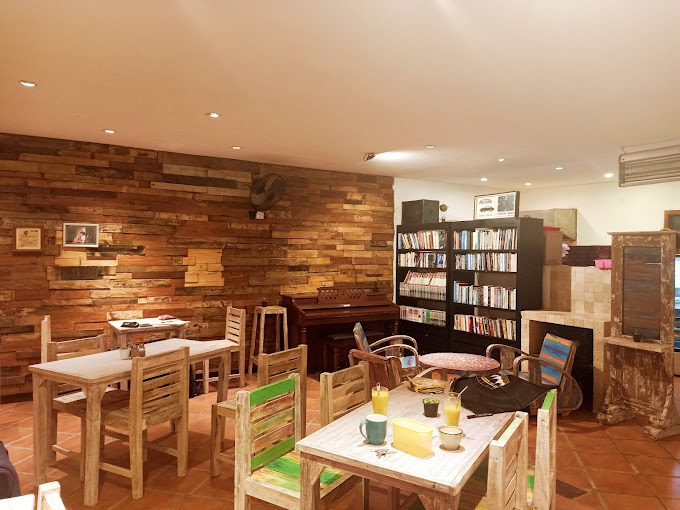 GORO GORO CAFE & KITCHEN