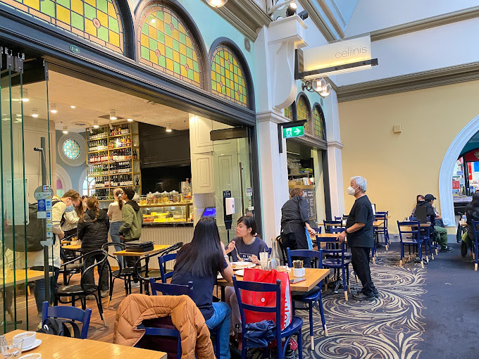 Cellinis Restaurant and Bar