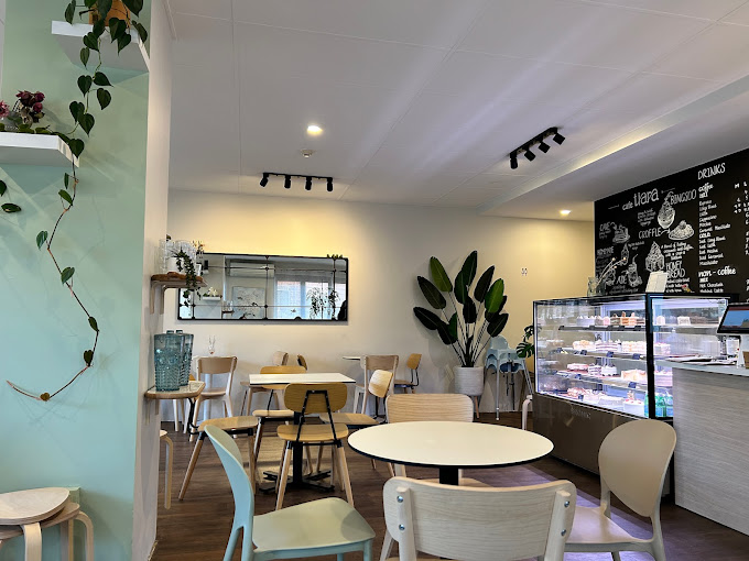 Tiara Dessert Cafe