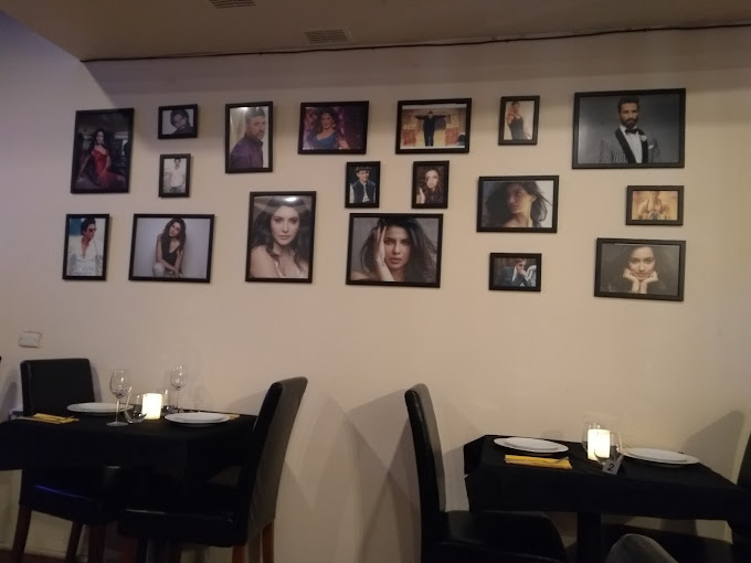 Bollywood Tandoori