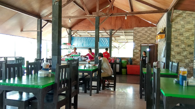 Warung Nasi Babi Guling Men Agus