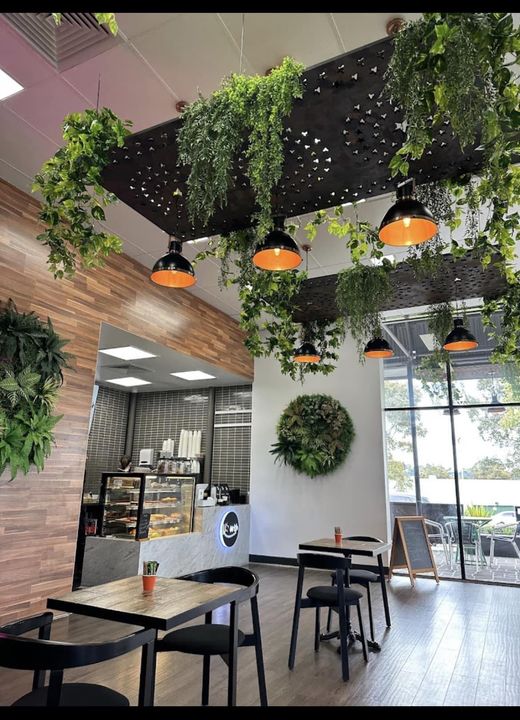 Nourish Lounge Cafe