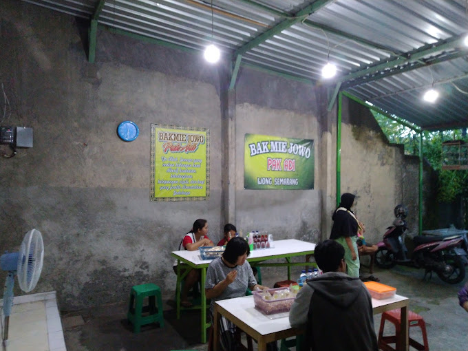 Bak Mie Jowo Pak Adi