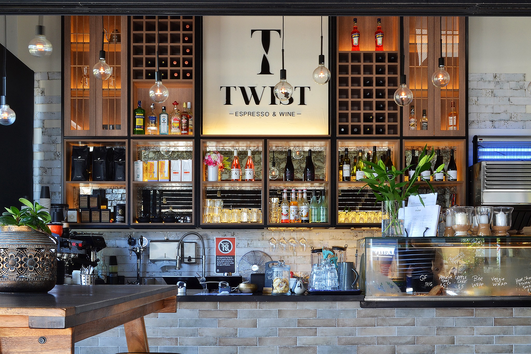 Twist Espresso & Wine