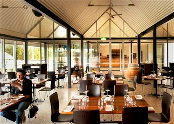 Upper Reach Winery & Restaurant