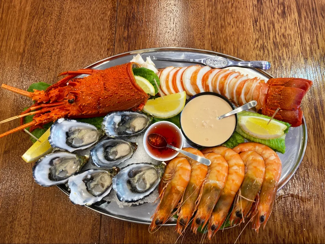 Blu Oyster Co