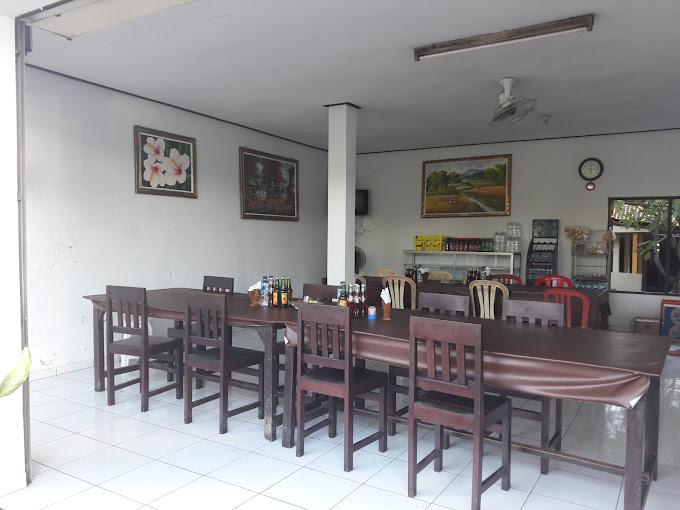 Warung Babi Guling Amerta Sari