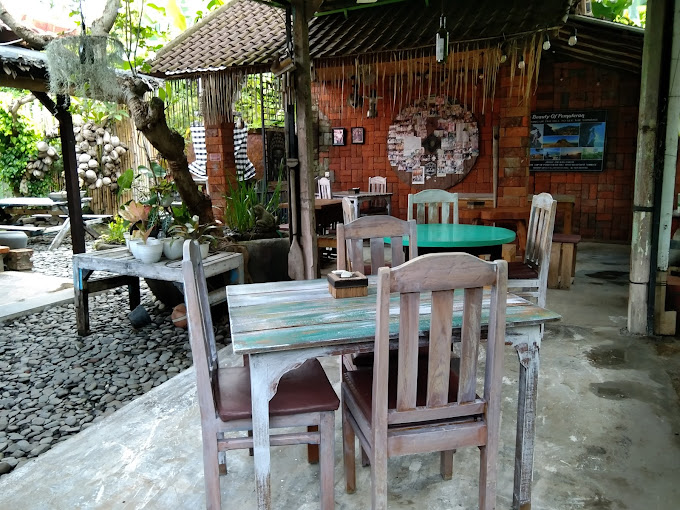 Warung Santai-Pemuteran