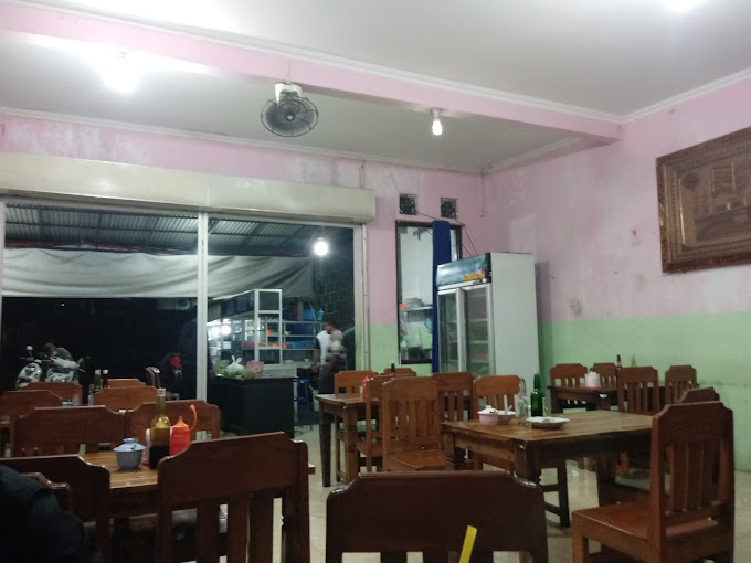 Si Komo (Cak Tholip) Masakan Muslim