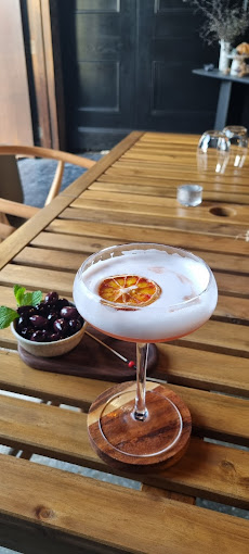 Fú Cocktail & Wine Bar