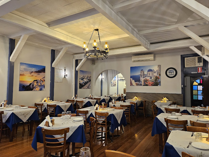 White Village Greek Tavern