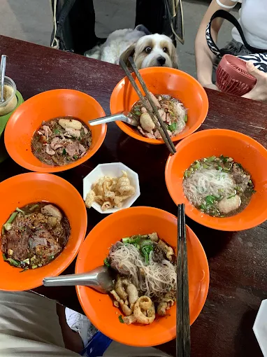 ก๋วยเตี๋ยวเรือรัตนโกสินทร์ (Boat Noodle)