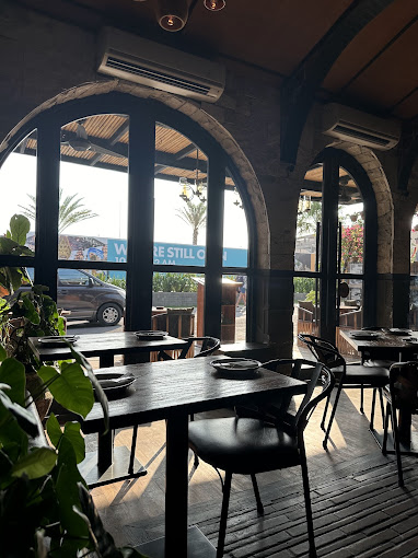 Alma Tapas Bar - Canggu