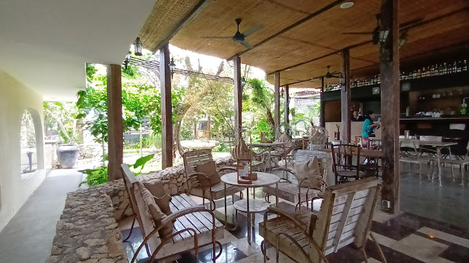 Limestones Bali Restaurant