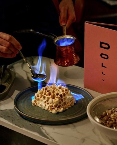 DOLLY Restaurant & Cocktail Bar