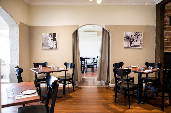 Cecchis Restaurant