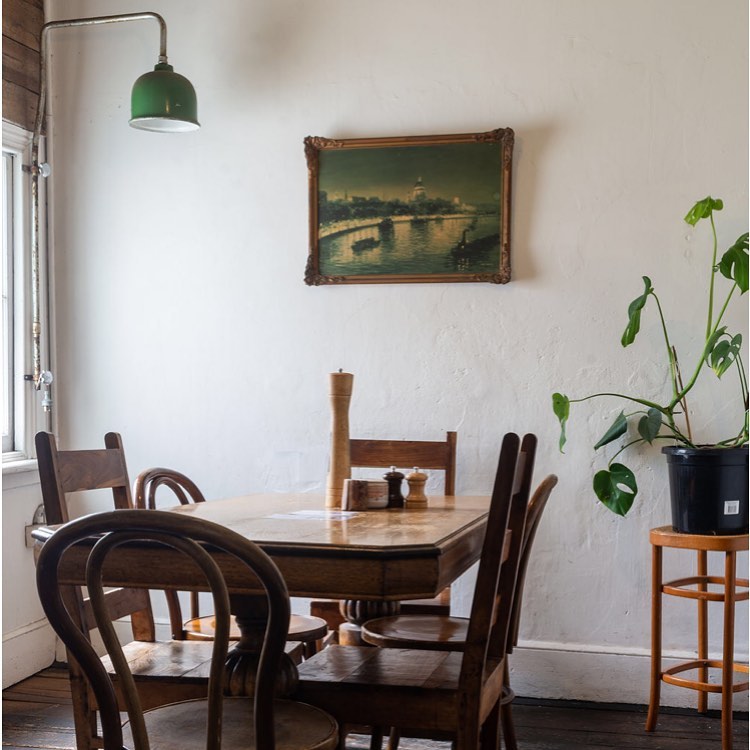 Little Lucky Cafe