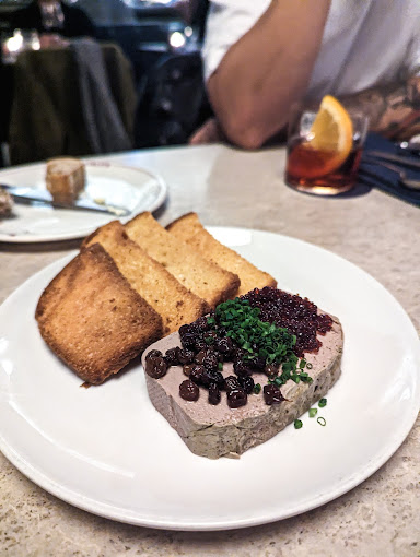 Bistro Rex Restaurant