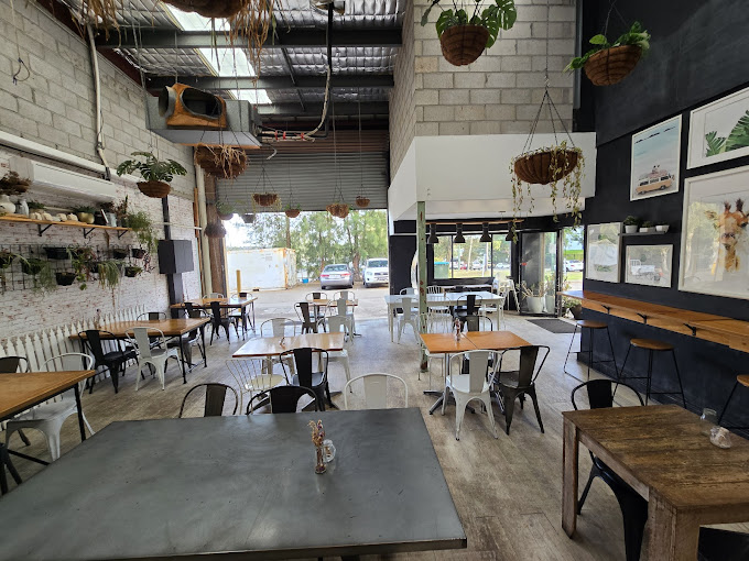 Paper Plane Factory Cafe