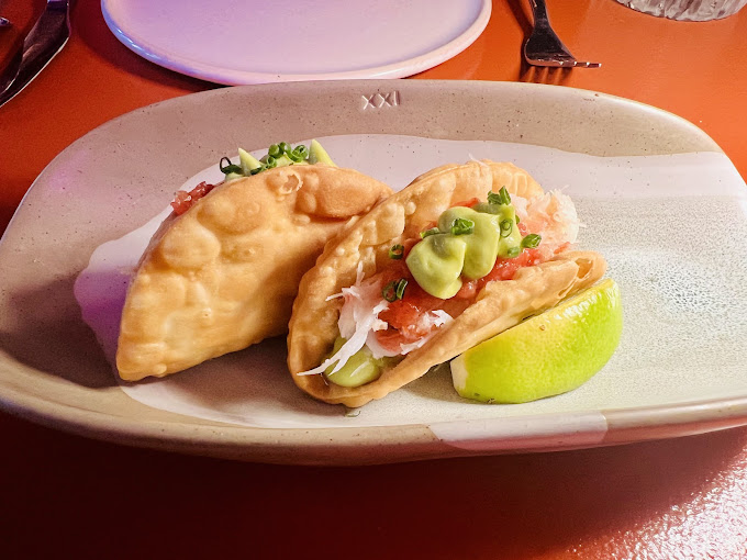 Pinchy's Lobster & Champagne Bar