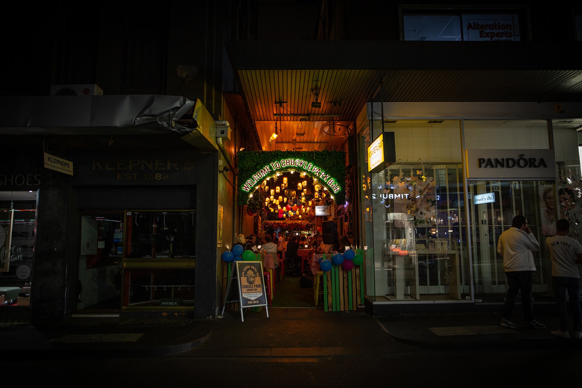 Chuckle Park Bar