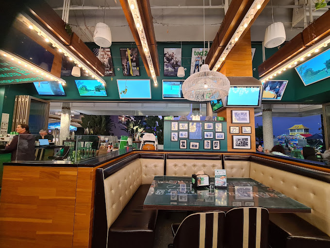 Wahlburgers Surfers Paradise
