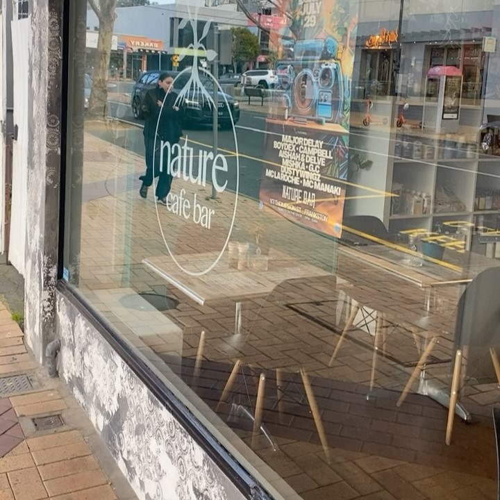 Nature cafe bar
