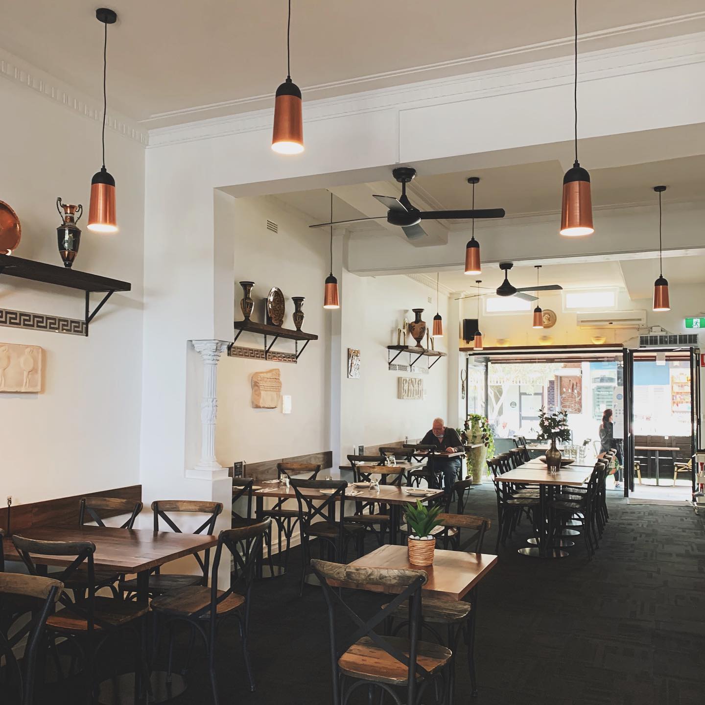 Ammos Greek Tavern