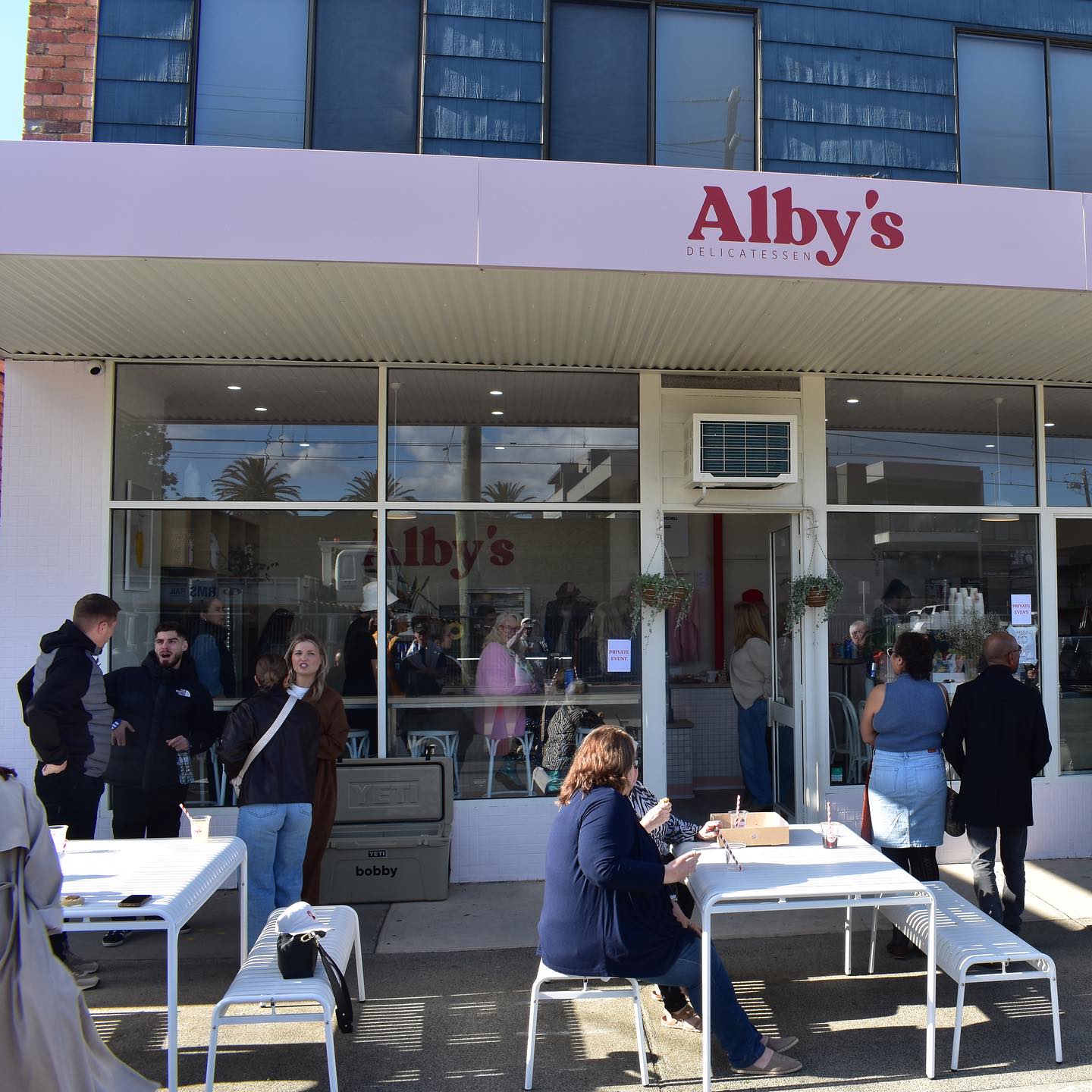 Alby's Deli