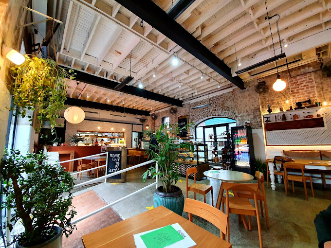Calico - Cafe, Restaurant, Pizza & Bar