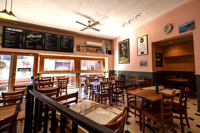 Lipari Cafe Bar Restaurant