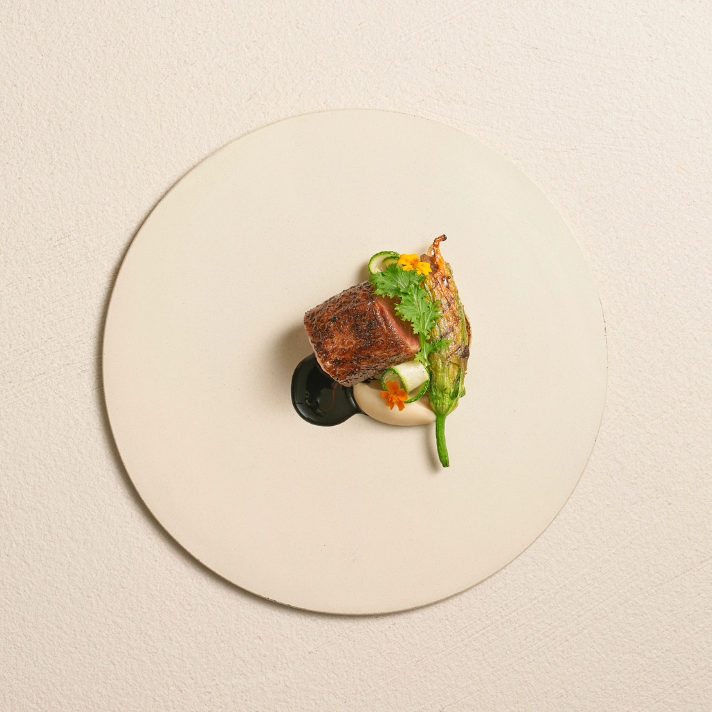 NAEUM Restaurant