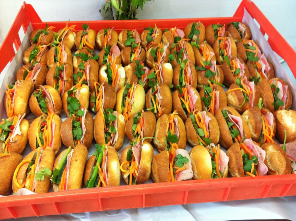 Lee Lee Hot Bread