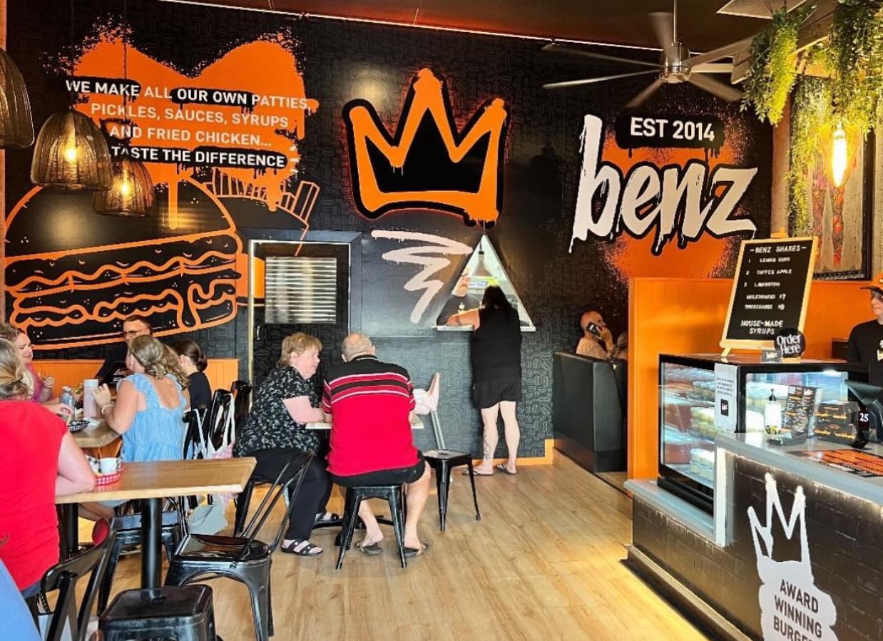 Benz on Miller Tingalpa