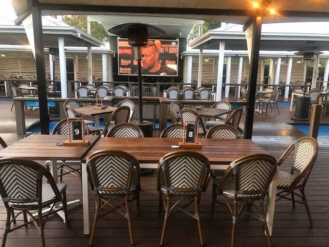The Boathouse Tavern