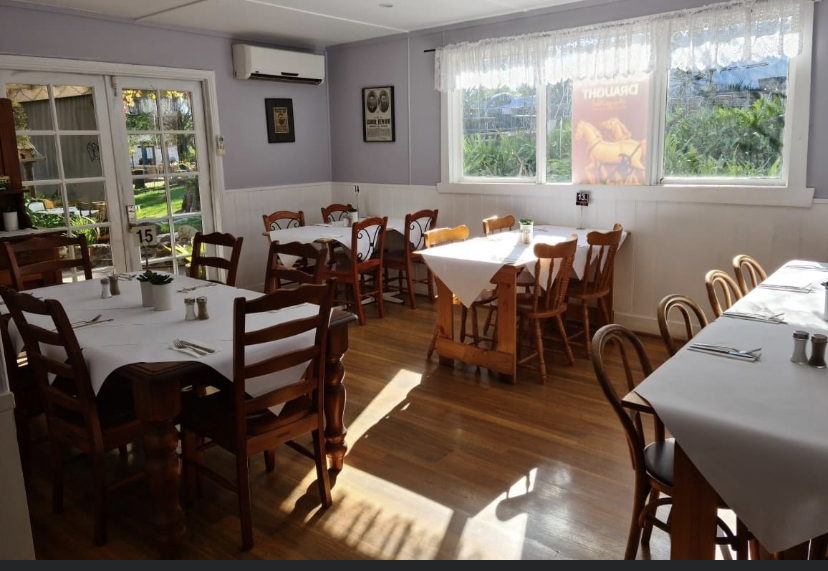 Hunters Tryst Beveridge Pub