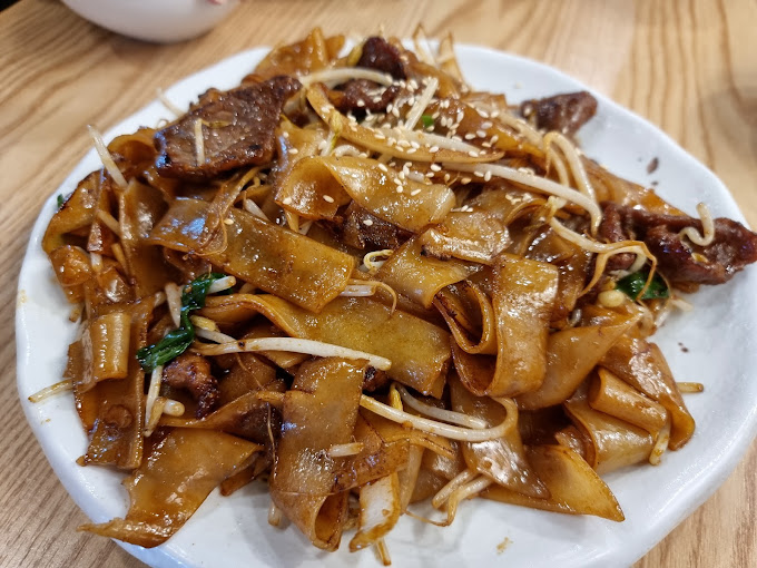 The Lucky Guys Cafe