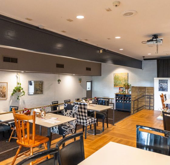 Newnham Hotel & Function Centre