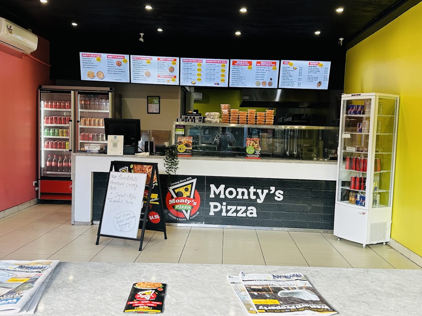 Monty's Pizza