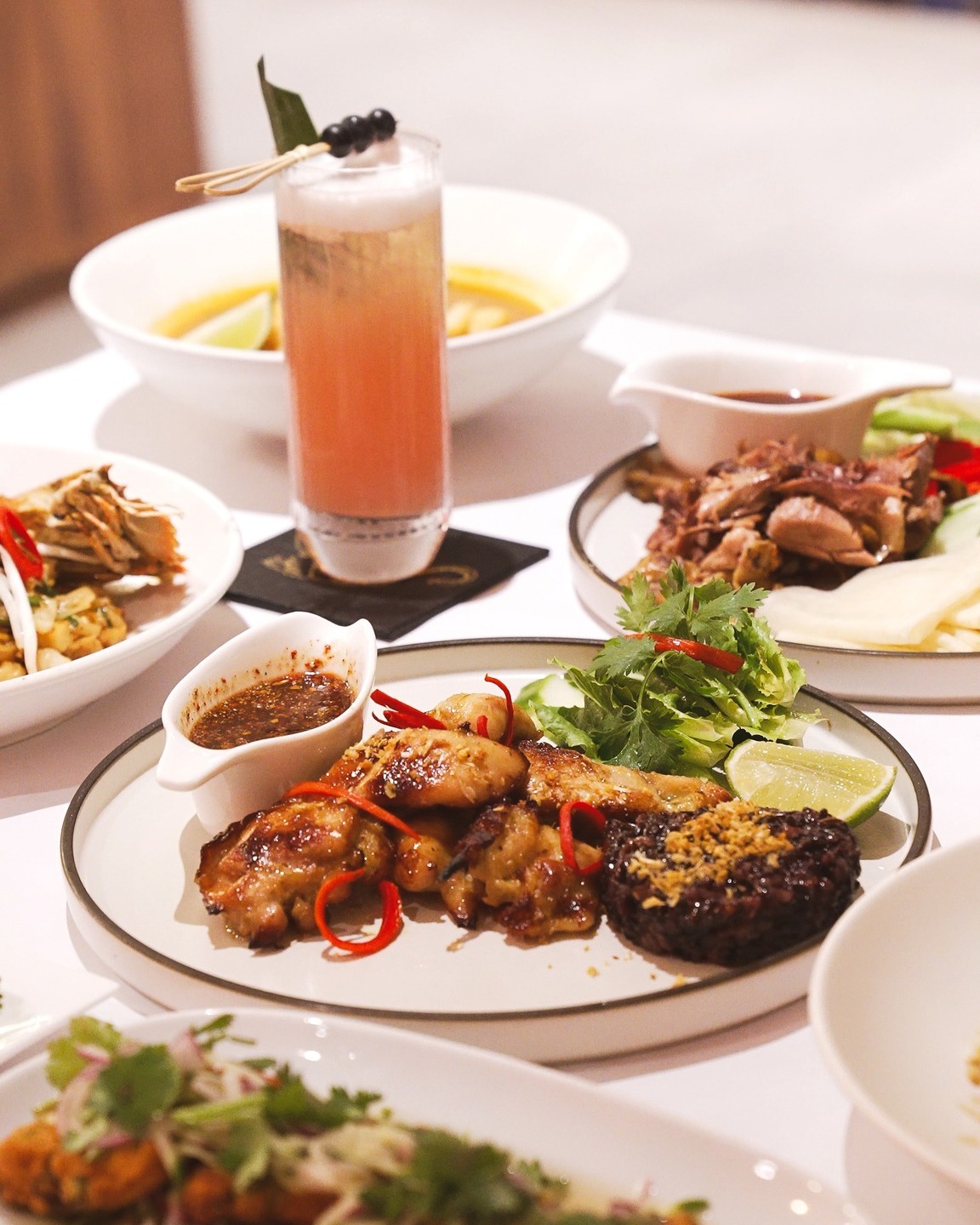 Jumbo Thai Restaurant & Bar