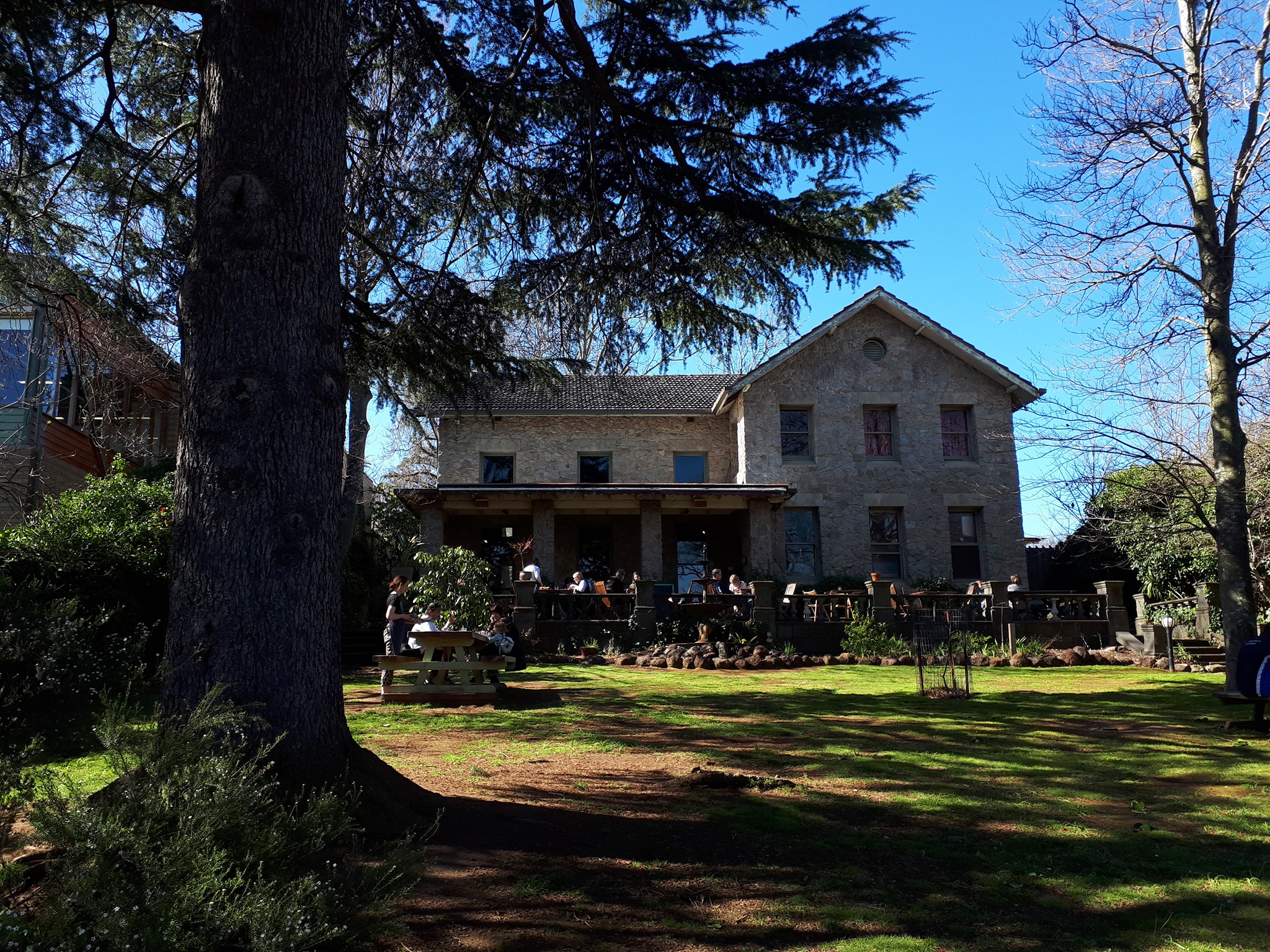 Earthly Pleasures Cafe