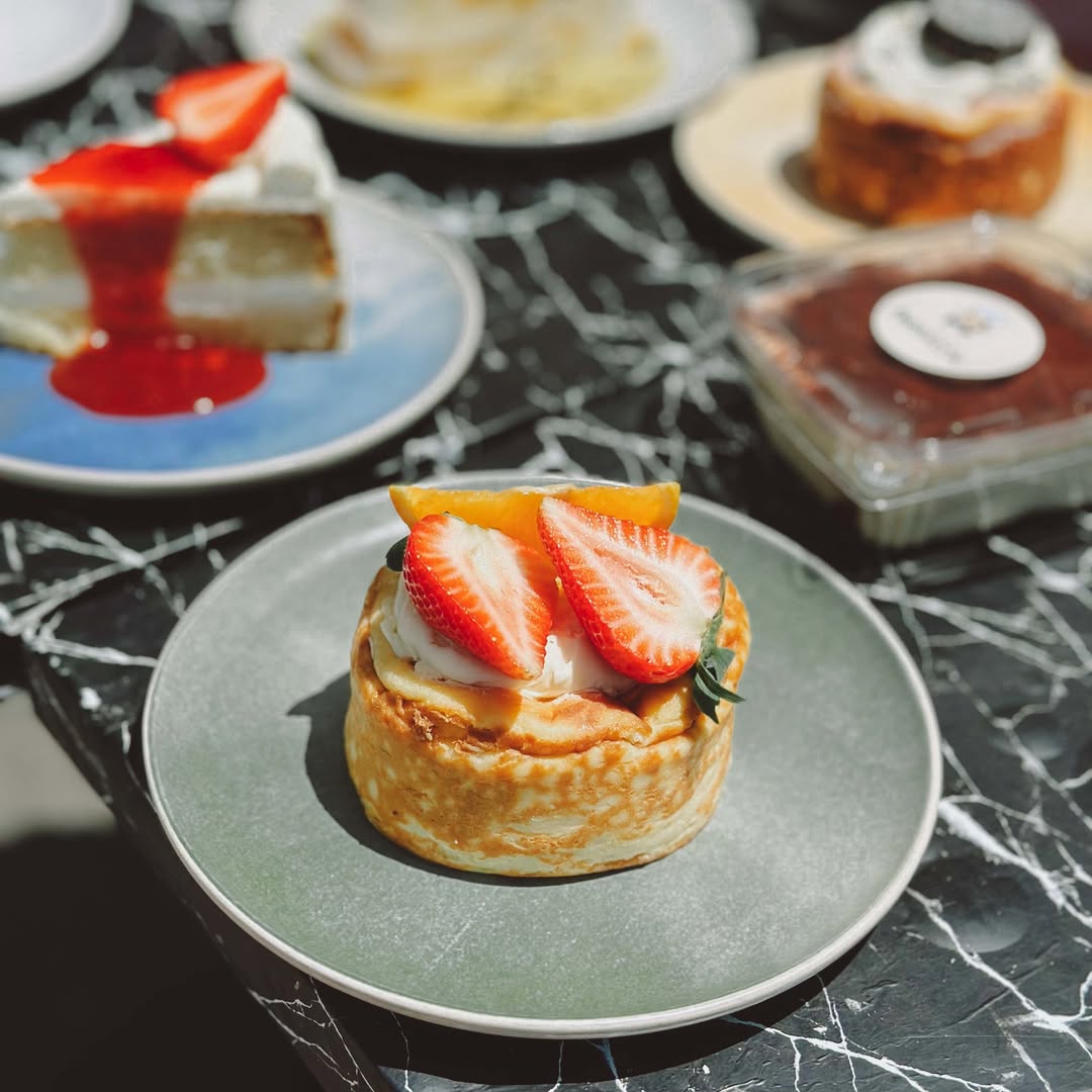 Her Little Patisserie