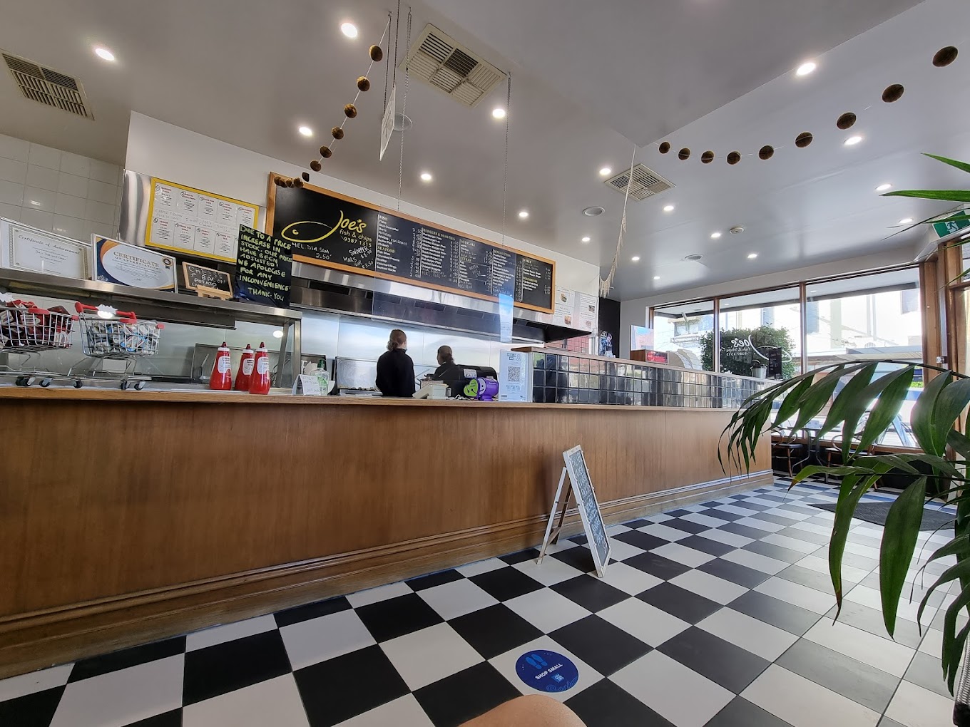 Joe's Fish Shop