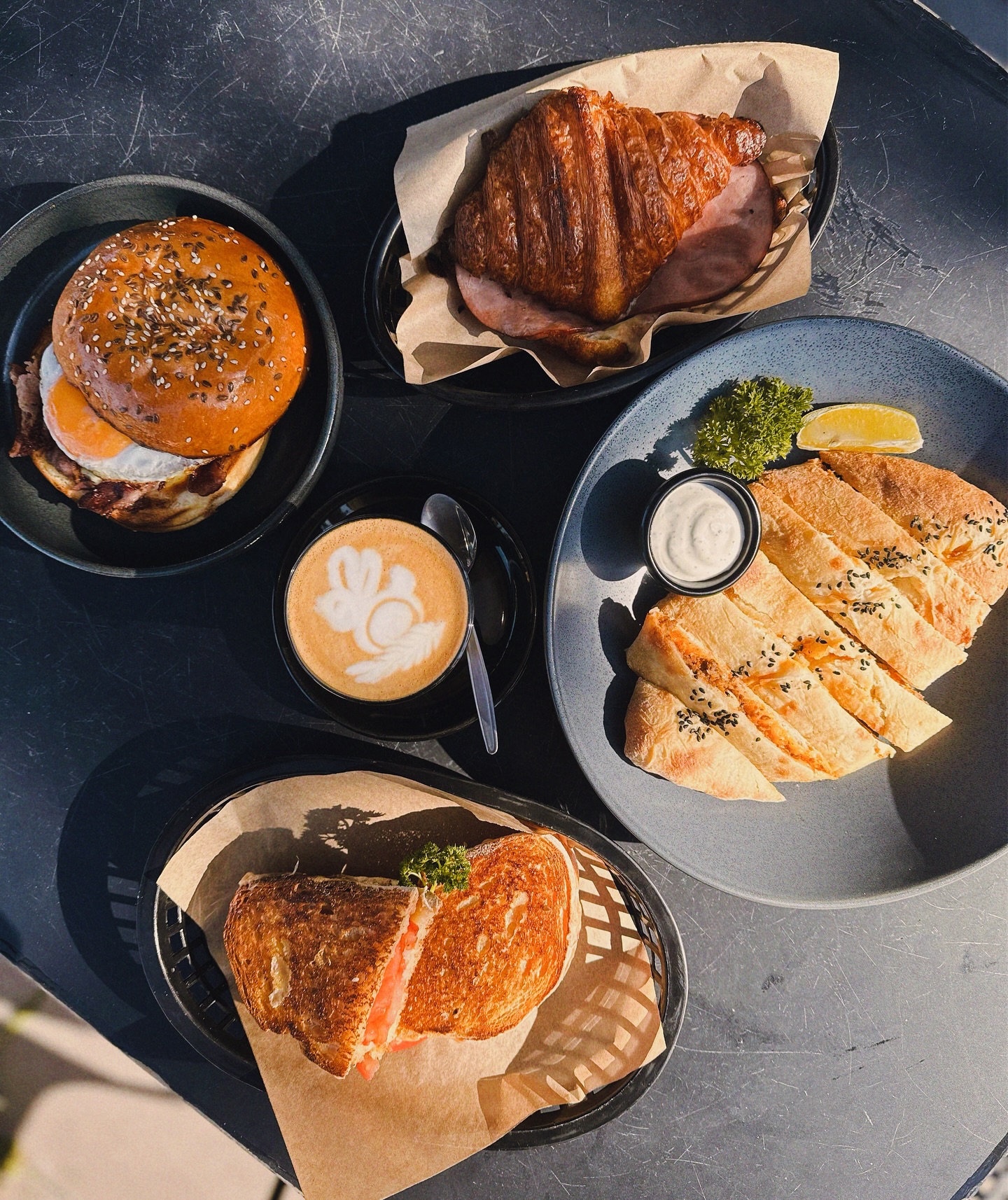 THE NICHOLSON COFFEE & EATERY