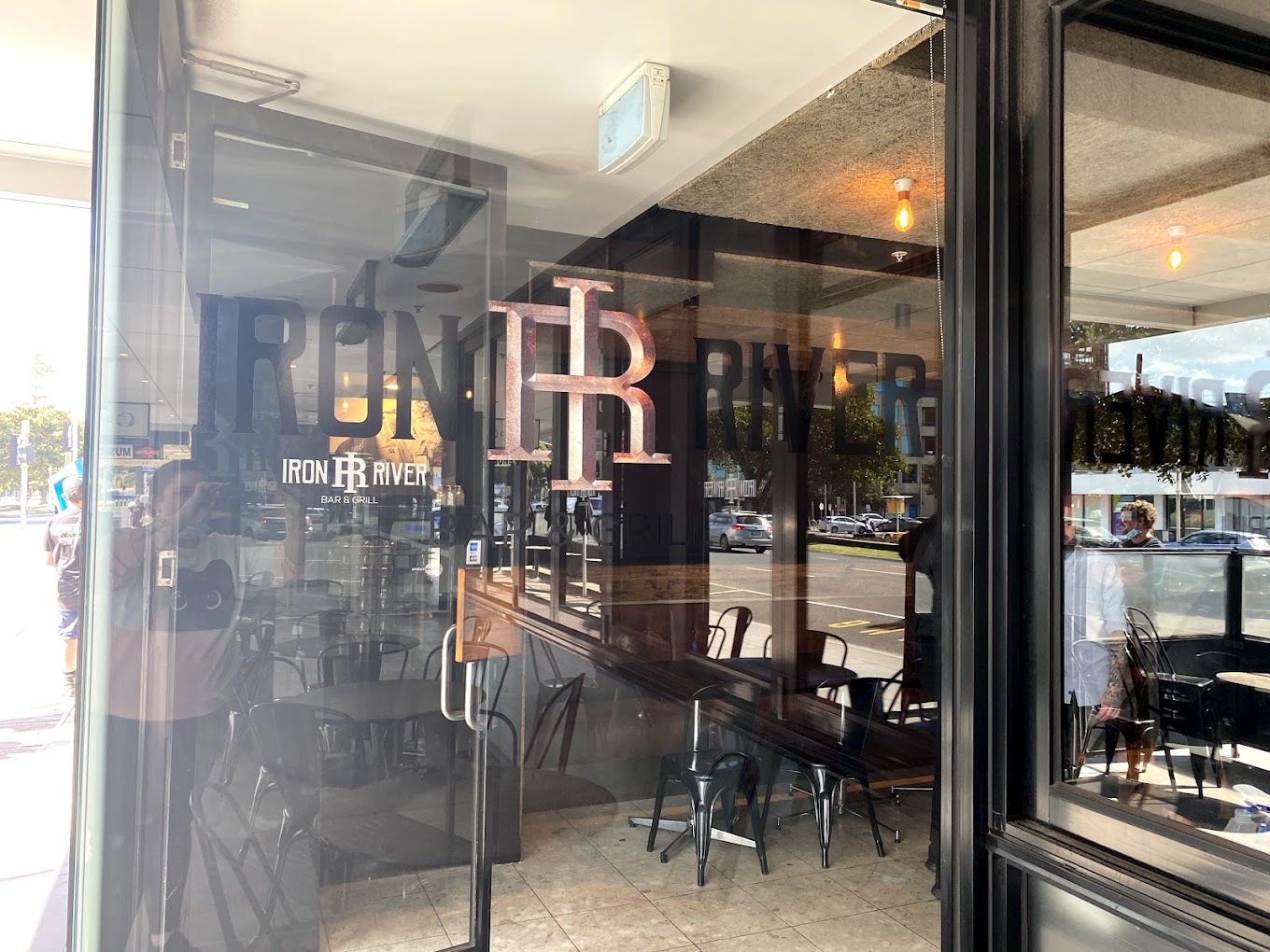 Iron River Bar & Grill - Frankston
