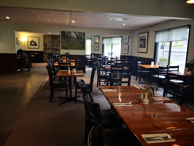 Kookaburra Hotel