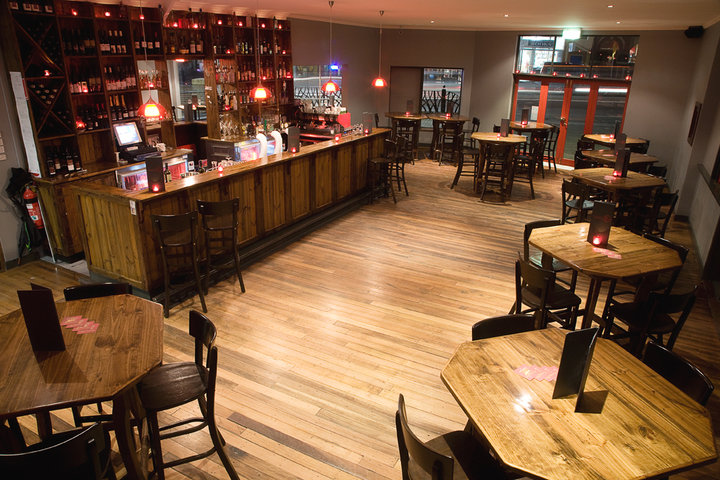 Station Bar & Woodfired Pizza