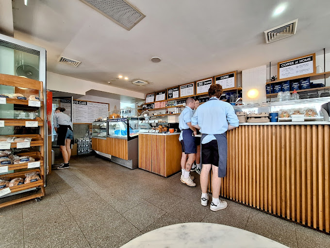 Maggio's Cafe