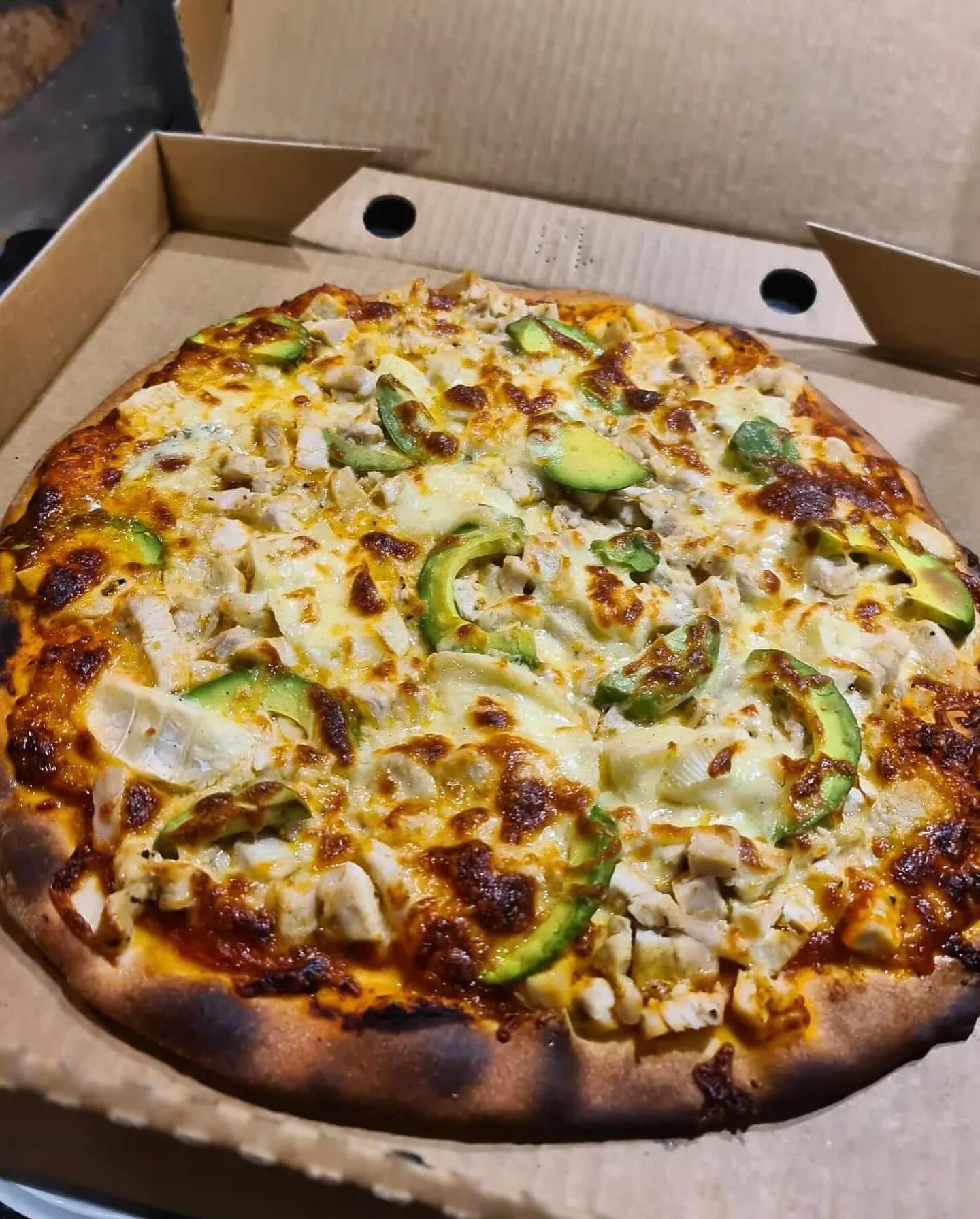 Rookies Pizzeria Bar & Grill