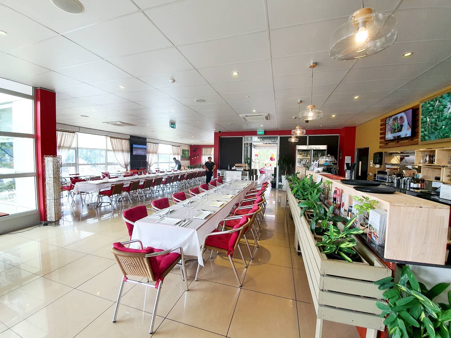 Tosaria Restaurant
